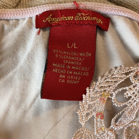 Light pink camisole - Picture 4 of 5